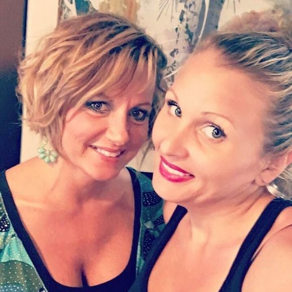 Meet your Posher, Ansley - Picture 1 of 1